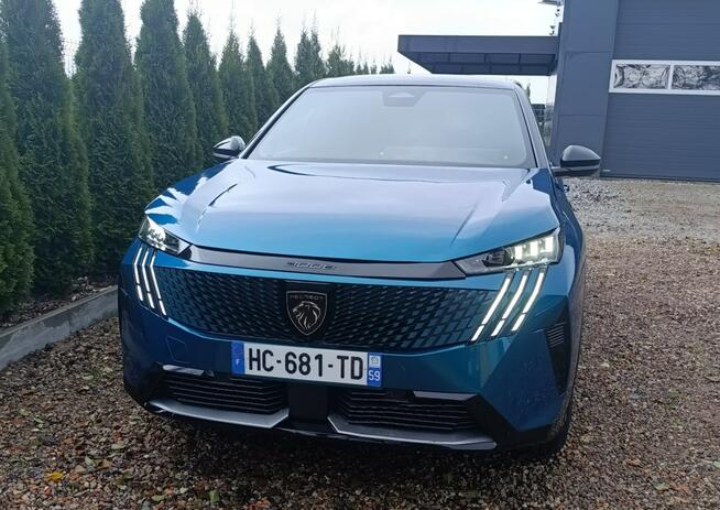 3008 Hybrid 6300km !