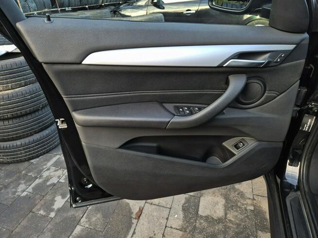 BMW X1 2.0D 150km FULL LED czujniki NAVI bezwypadek SERWIS 2017