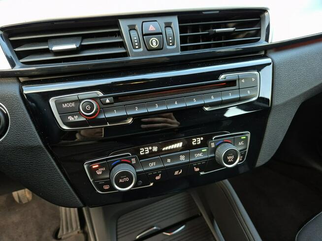 BMW X1 2.0D 150km FULL LED czujniki NAVI bezwypadek SERWIS 2017
