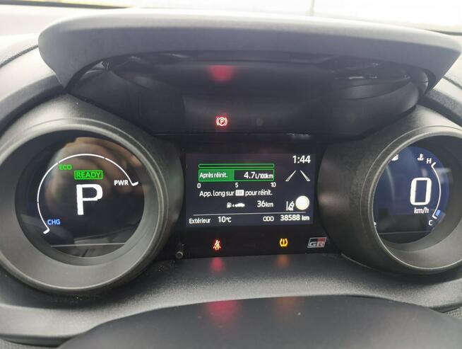 Toyota Yaris Hybrid 1.5 GR Sport