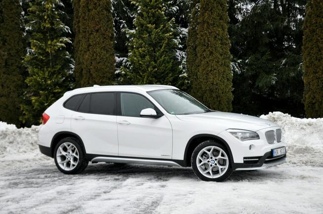 BMW X1 2.0d(143KM)*Lift*Bi-Xenon*Ringi*Navi*Klimatronik*Skóry*Reling*Alu18"
