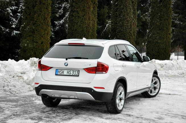 BMW X1 2.0d(143KM)*Lift*Bi-Xenon*Ringi*Navi*Klimatronik*Skóry*Reling*Alu18"