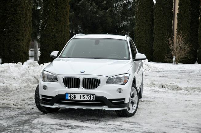 BMW X1 2.0d(143KM)*Lift*Bi-Xenon*Ringi*Navi*Klimatronik*Skóry*Reling*Alu18"
