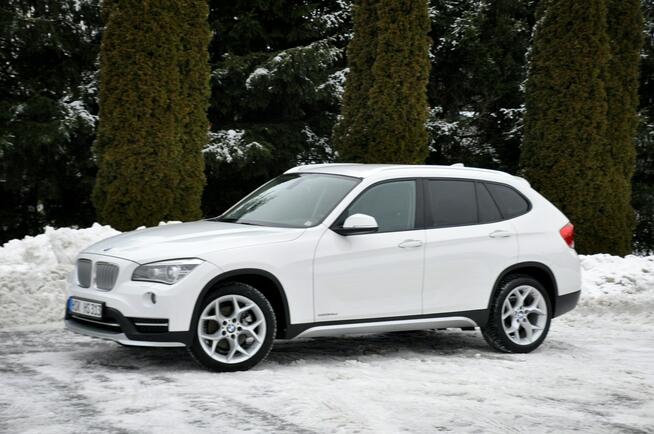 BMW X1 2.0d(143KM)*Lift*Bi-Xenon*Ringi*Navi*Klimatronik*Skóry*Reling*Alu18"