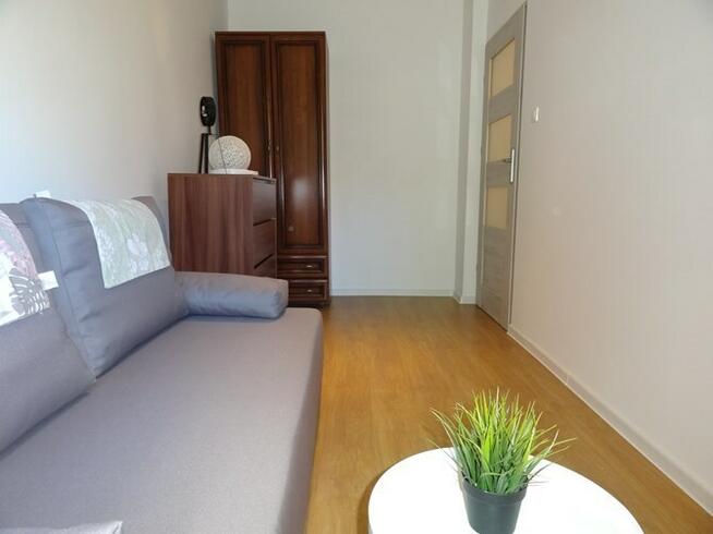 Do wynajęcia jasna kawalerka, Trocera 13