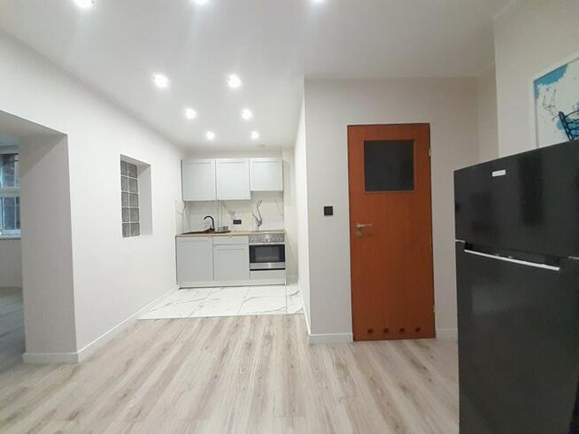 Wynajmę jasną kawalerkę w Centrum, Piekarska 17A