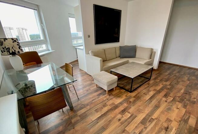 Chartowo 29, kawalerka z miejscem w garażu