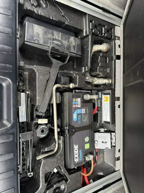 BMW X3 KSENON. LED. PO WYMIANIE FILTRÓW OLEJÓW