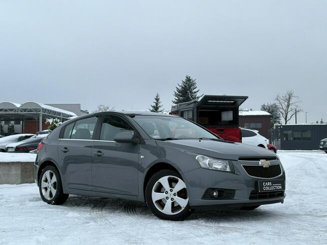 Chevrolet Cruze Skórzana tapicerka/ Nawigacja/ Czujnik zmierzchu / Tempomat / FV marża