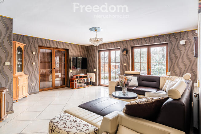 Dom wolnostojący w Ustroniu Morskim