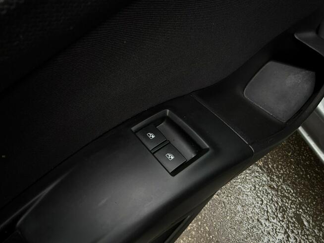 Opel Meriva Klimatronic 2-stref, Podgrz. fotele + kierownica, PDC 2x, Ele szyby