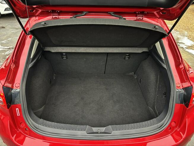 Mazda 3 2.0 benzyna Revolution 120km BI-XENON navi SERWIS 2015