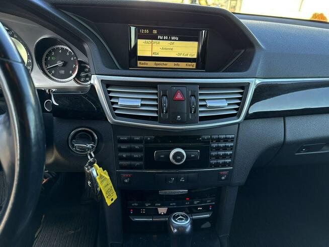 Mercedes E200 184km benzyna BIXENON skóra NAVI automat SERWIS 2010