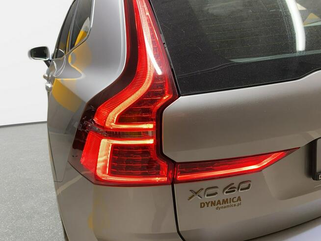 Volvo XC 60 Momentum Pro 2.0 B4D 197KM automat 2021 r., salon PL, I wł., f-a VAT