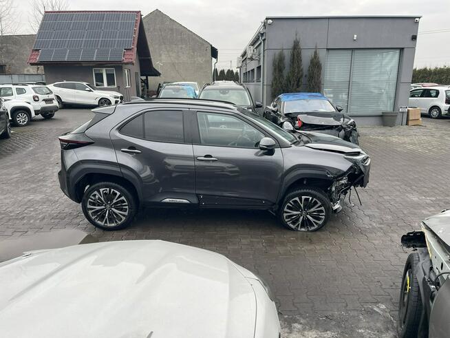 Toyota Yaris Cross Executive AWD Automat Hybryda Kamera Podgrzewanie 116KM