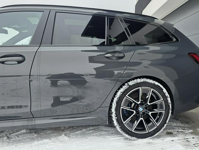 330e Mpakiet /przepiękna/ F-VAT 23% /zarysowany bok