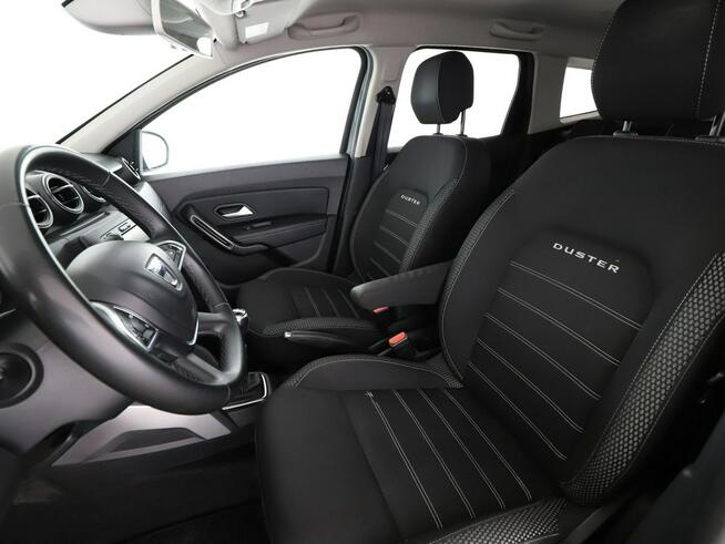 Dacia Duster navi klima auto grzane fotele czujniki parkowania
