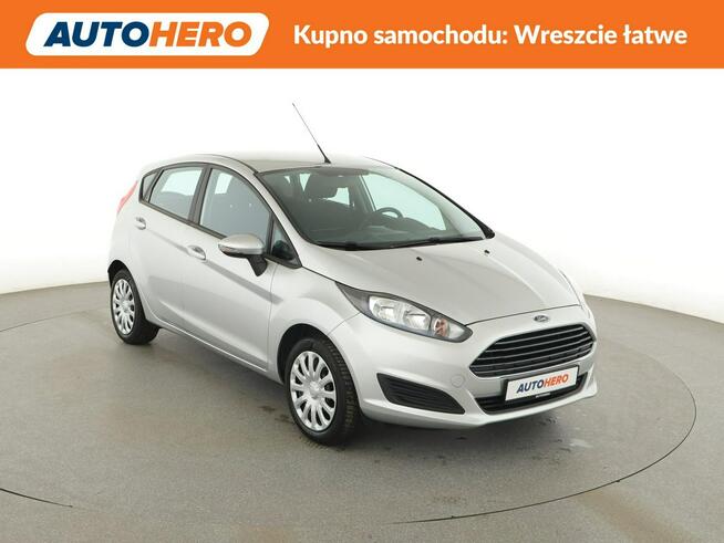 Ford Fiesta klimatyzacja grzane fotele multifunkcja
