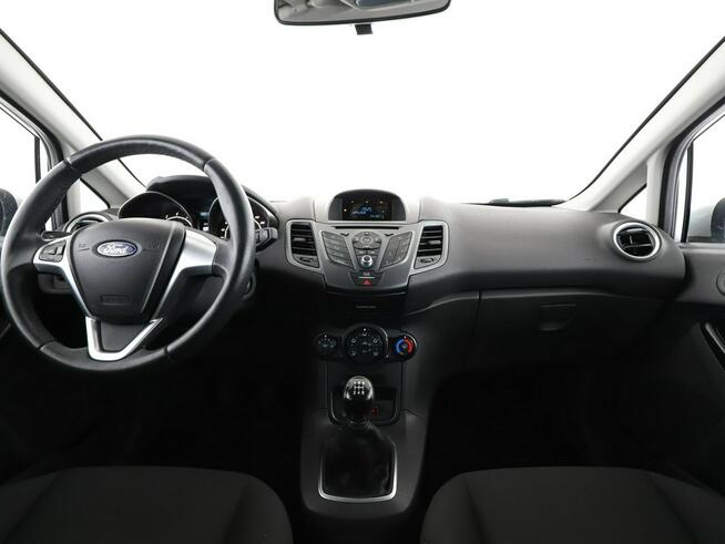 Ford Fiesta klimatyzacja grzane fotele multifunkcja