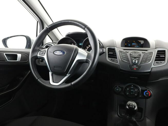 Ford Fiesta klimatyzacja grzane fotele multifunkcja