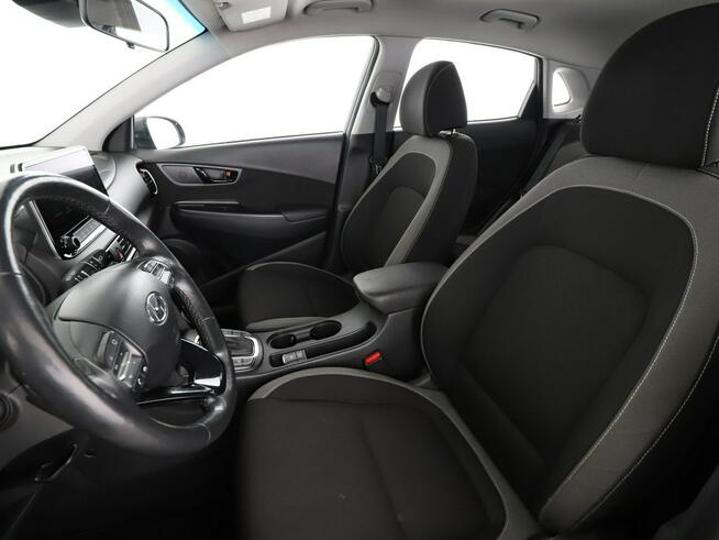 Hyundai Kona HEV automat navi klima auto grzane fotele kamera i czujniki parkowania