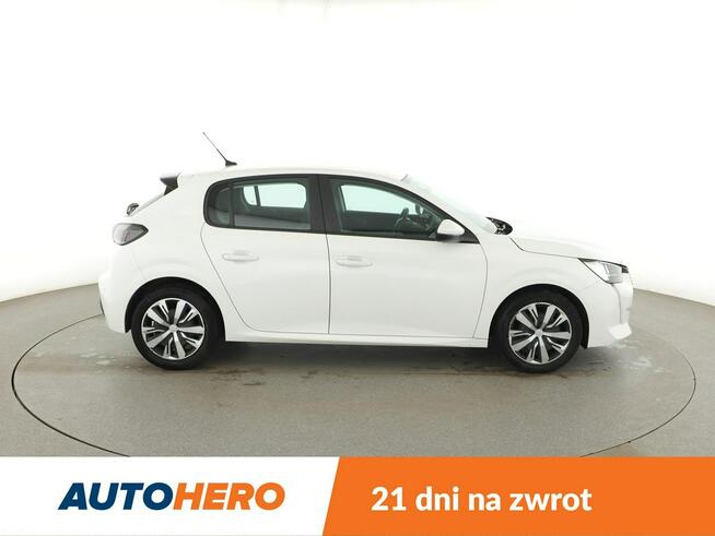 Peugeot 208 navi klimatyzacja czujniki parkowania tempomat