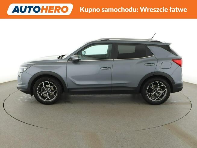 SsangYong Korando automat virtual cocpit navi klima auto grzane fotele kamera i czujniki