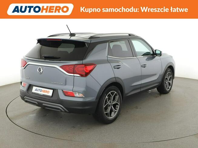 SsangYong Korando automat virtual cocpit navi klima auto grzane fotele kamera i czujniki