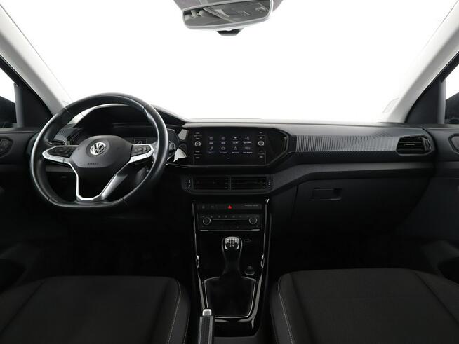 Volkswagen T-Cross navi PDC grzane fotele climatronic tempomat