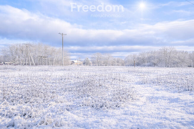 Działka budowlana na obrzeżach miasta