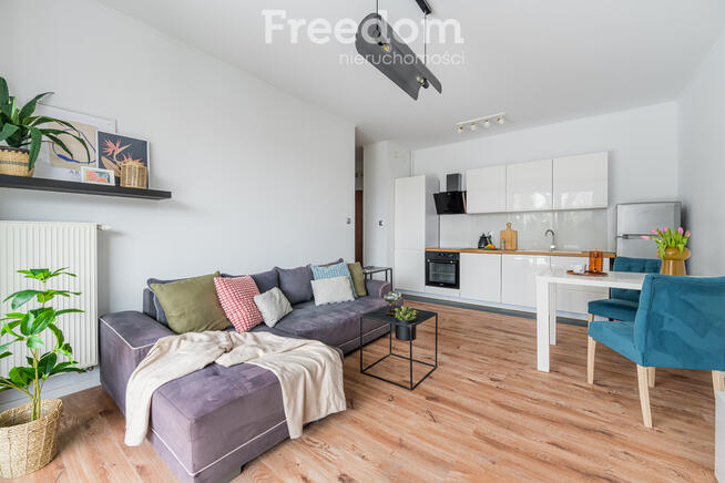 3-pokoje z dużym ogródkiem, m. postojowym, komórką