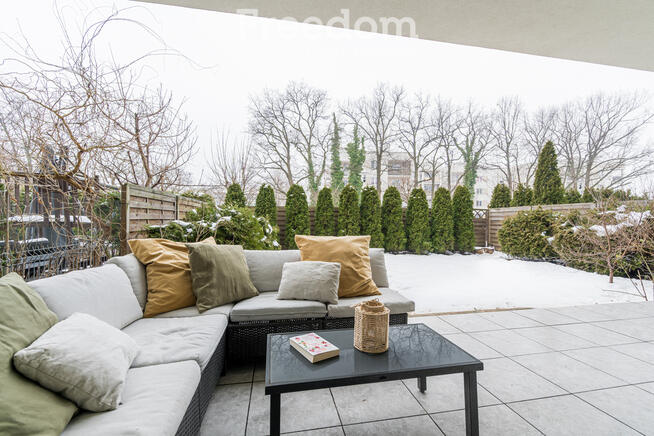 3-pokoje z dużym ogródkiem, m. postojowym, komórką