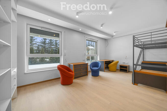 2 pokoje na kameralnym osiedlu w Grójcu.