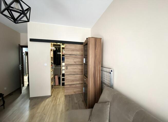 Mieszkanie Szczecin, Limby