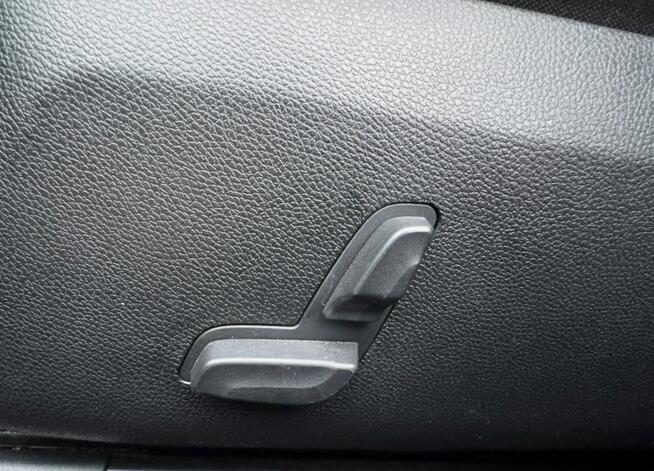 Mercedes E 63 AMG 63AMG / Aktywny tempomat / DVD / Panorama Harman/Kardon / FV Marża