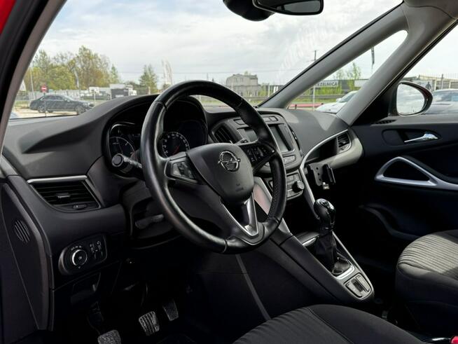Opel Zafira Serwis ASO / Tempomat / Bluetooth / Podgrzewane fotele / FV 23%
