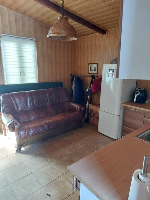 Dwa domki letniskowe nad jeziorem Sosny