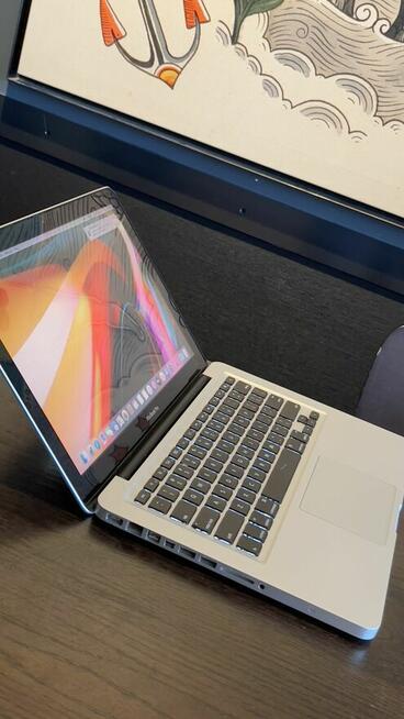 Sprzedaję komputer, żeby zapłacić za prawo jazdy