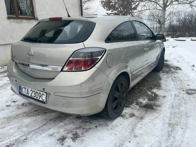 Opel Astra H GTC 1.6 benzyna 2006 + komplet zimówki i letnie