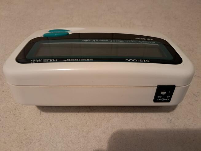 Ciśnieniomierz elektroniczny do pomiaru ciśnienia krwi