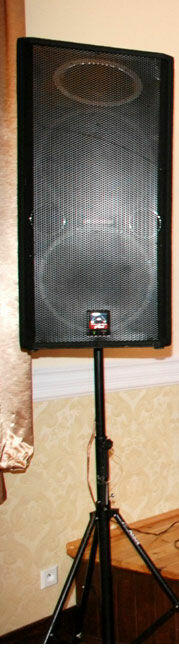 SPRZEDAM KOLUMNY ESTRADOWE I PIECYK GITAROWY