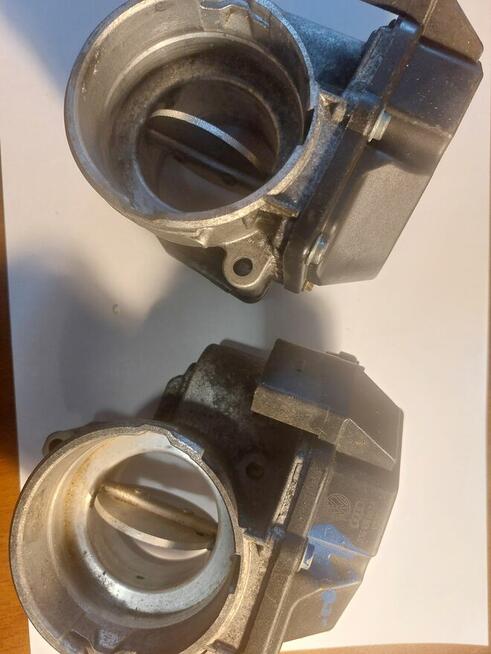 Przepustnica VOLKSWAGEN 03G128063