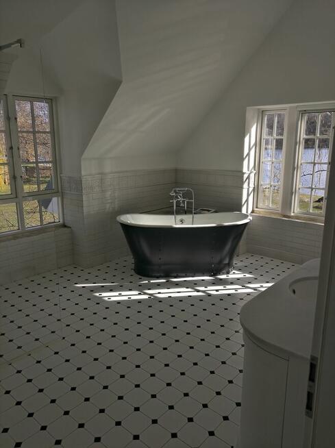 Układanie płytek, duże formaty,