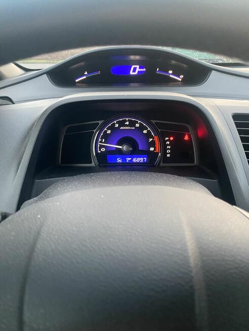 Honda Civic VIII Sedan 1.8Benz Automat Krajowy