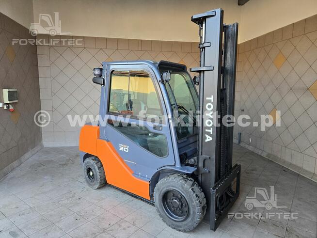 Wózek widłowy TOYOTA 8FDF30 , wolny skok, 8FD30 Linde
