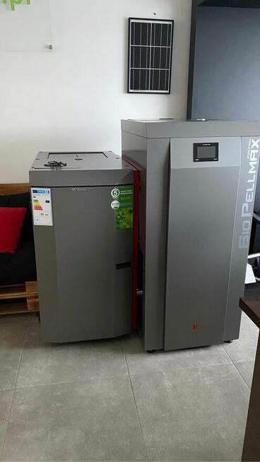 Fotowoltaika. Panele fotowoltaiczne. Pompa ciepła.