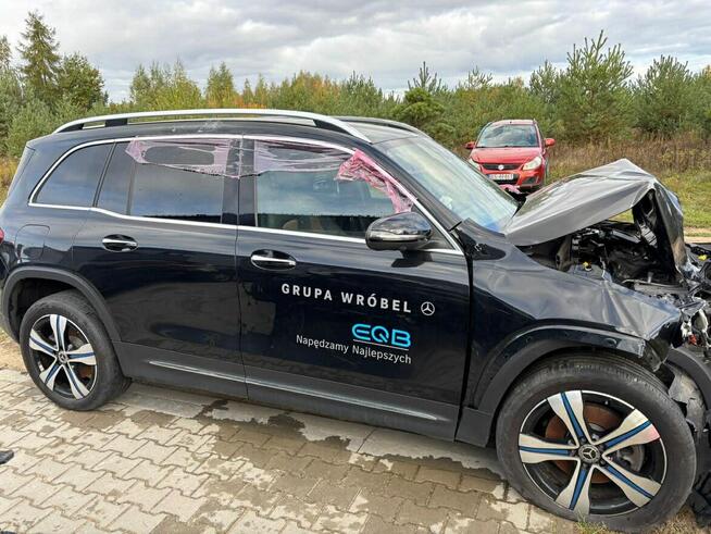 Mercedes-Benz EQB 300 66.5kWh 4-Matic Electric Art