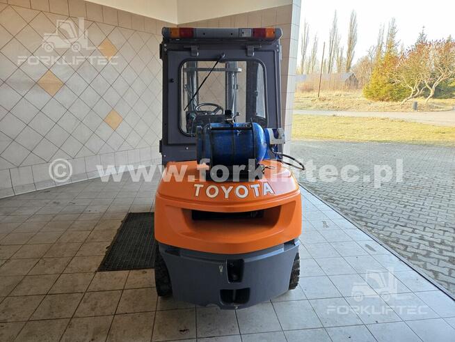 Wózek widłowy TOYOTA 7FGJF35 TOYOTA 7FG35 widlak Linde