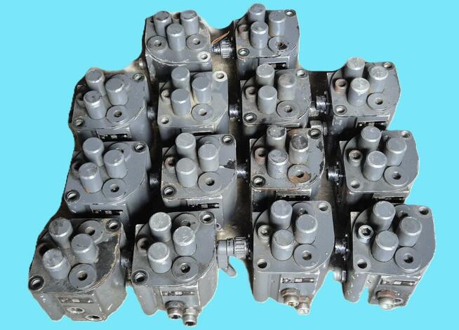 Zawor Hydrauliczny Osi Skretnej 8353900106 VOLVO FH MERCEDES