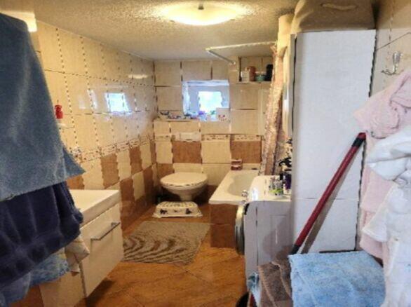 Syndyk sprzeda udział 1/10 w prawie własności